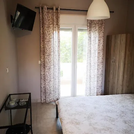 Irina Haus Apartment *