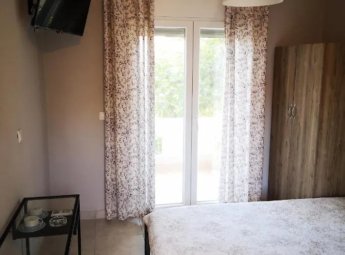 Irina Haus Apartmán *