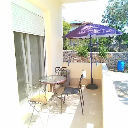 Irina Haus Apartmán Gerakini
