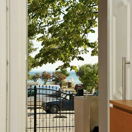 Irina Haus Appartement Gerakini